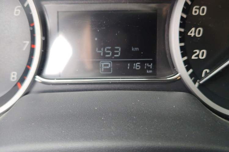 Used Nissan Sylphy 2024 Restyled Version 2 Classic 1.6XE CVT Comfort Edition Odometer Close Up