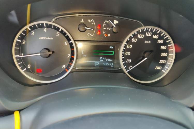 Used Nissan Sylphy 2024 Classic 1.6XE CVT Comfort Edition Odometer Close Up