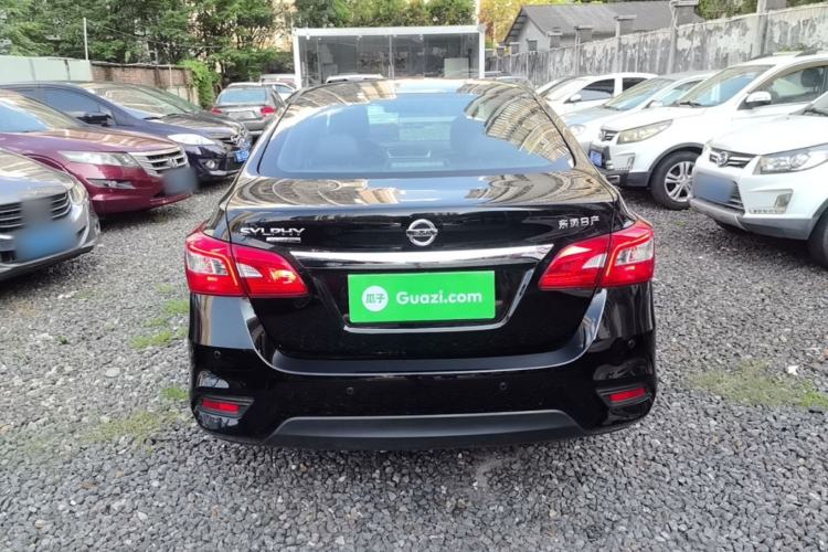 Used Nissan Sylphy 2024 Classic 1.6XE+ CVT Large-Screen Version Rear