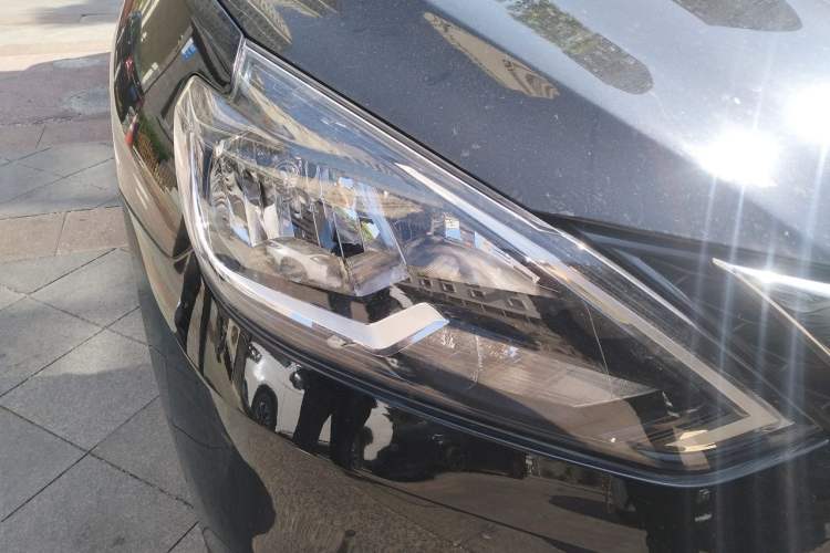 Used Nissan Sylphy 2024 Classic 1.6XE CVT Comfort Edition Right Front Headlight