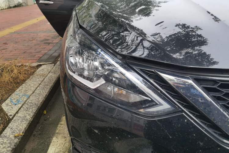 Used Nissan Sylphy 2024 Classic 1.6XE CVT Comfort Edition Right Front Headlight