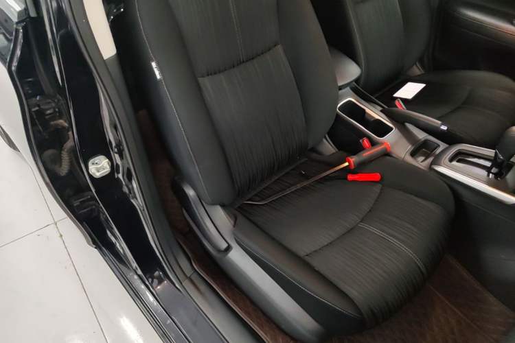 Used Nissan Sylphy 2024 Classic 1.6XE CVT Comfort Edition Right Front Seat