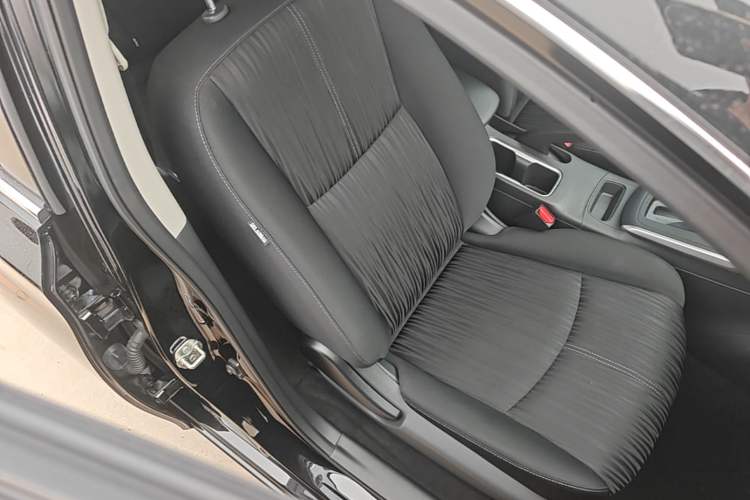 Used Nissan Sylphy 2024 Classic 1.6XE CVT Comfort Edition Right Front Seat