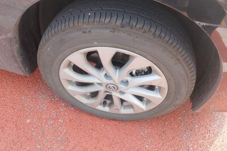 Used Nissan Sylphy 2024 Restyled Version 2 Classic 1.6XE CVT Comfort Edition Right Front Wheel Hub