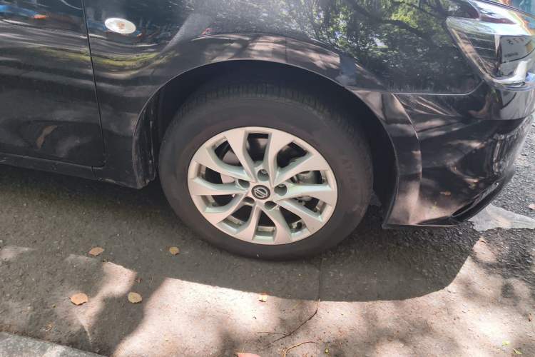Used Nissan Sylphy 2024 Facelifted Three Classic 1.6XE CVT Comfort Edition Right Front Wheel Hub