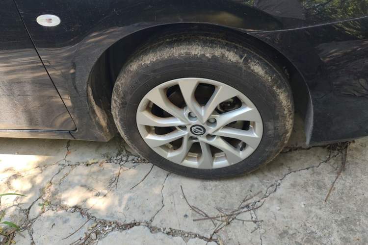 Used Nissan Sylphy 2024 Classic 1.6XL CVT Luxury Edition Right Front Wheel Hub
