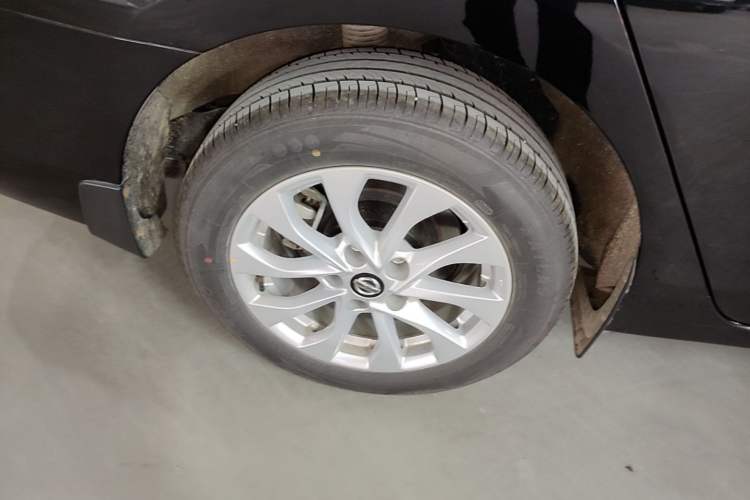 Used Nissan Sylphy 2024 Facelifted Three Classic 1.6XE CVT Comfort Edition Right Rear Wheel Hub