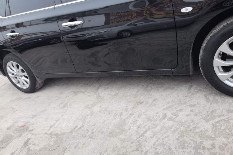Used Nissan Sylphy 2024 Classic 1.6XE CVT Comfort Edition Right Side Sill