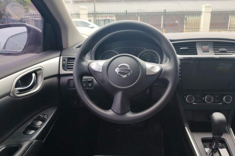 Used Nissan Sylphy 2024 Restyled Version 2 Classic 1.6XE CVT Comfort Edition Steering Wheel