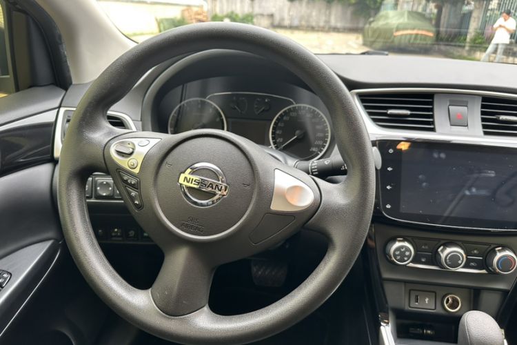 Used Nissan Sylphy 2024 Classic 1.6XL CVT Luxury Edition Steering Wheel