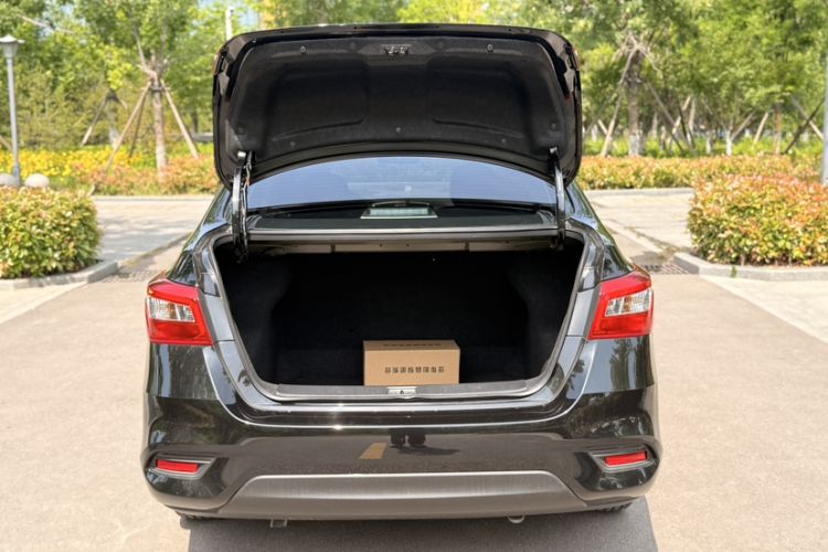 Used Nissan Sylphy 2024 Facelifted Three Classic 1.6XE CVT Comfort Edition Trunk