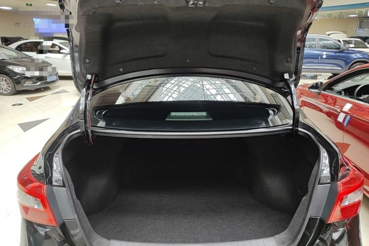 Used Nissan Sylphy 2024 Facelifted Three Classic 1.6XE CVT Comfort Edition Trunk