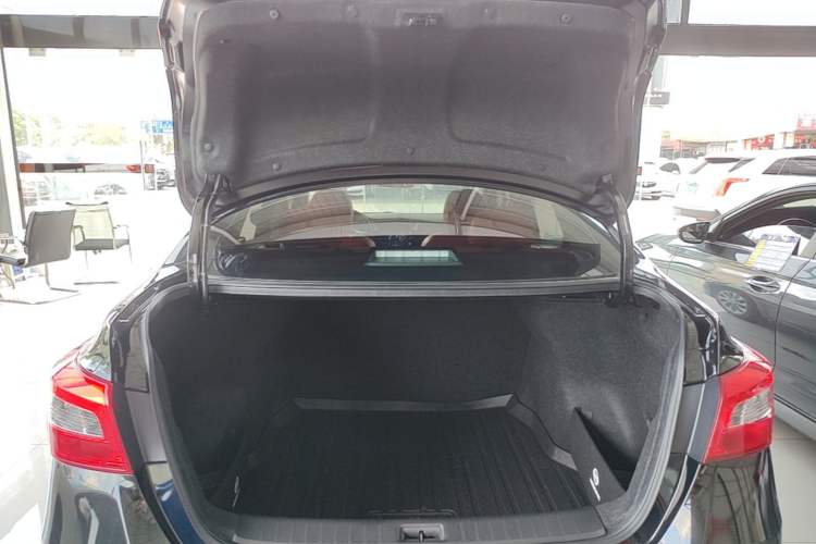 Used Nissan Sylphy 2024 Restyled Version 2 Classic 1.6XE CVT Comfort Edition Trunk