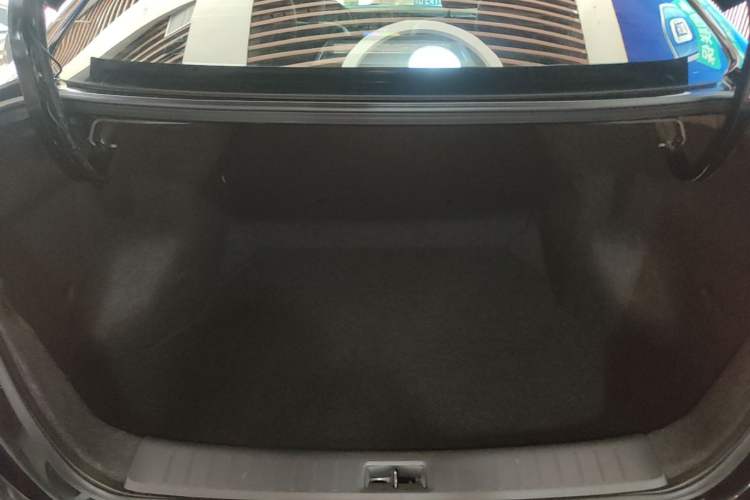Used Nissan Sylphy 2024 Facelifted Three Classic 1.6XE CVT Comfort Edition Trunk