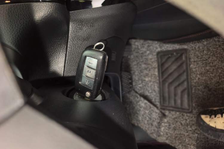 Used Nissan Sylphy 2024 Classic 1.6XL CVT Luxury Edition Vehicle Key