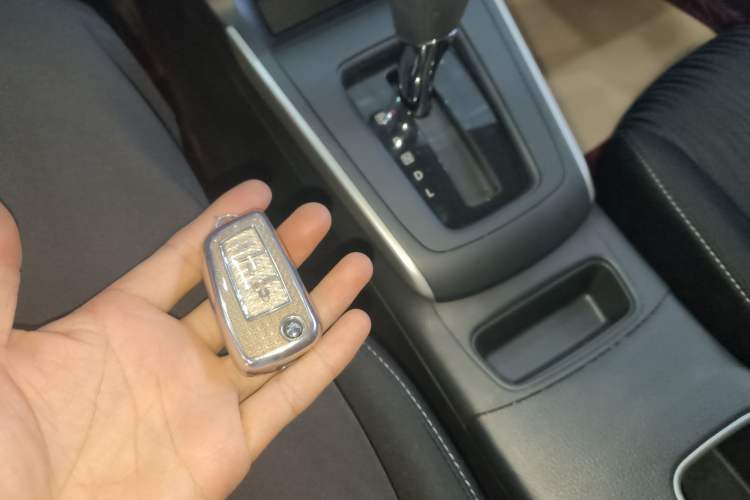 Used Nissan Sylphy 2024 Classic 1.6XE CVT Comfort Edition Vehicle Key