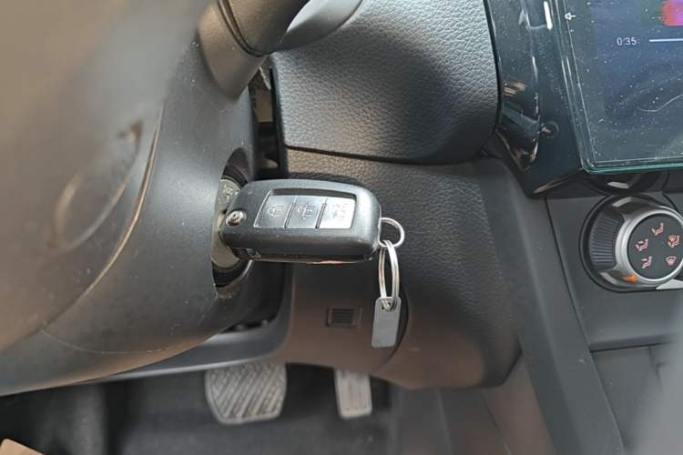 Used Nissan Sylphy 2024 Classic 1.6XE CVT Comfort Edition Vehicle Key