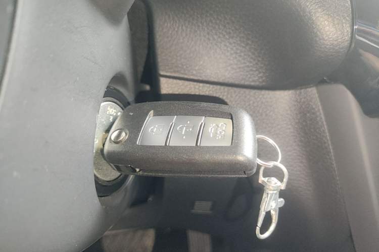 Used Nissan Sylphy 2024 Classic 1.6XE CVT Comfort Edition Vehicle Key