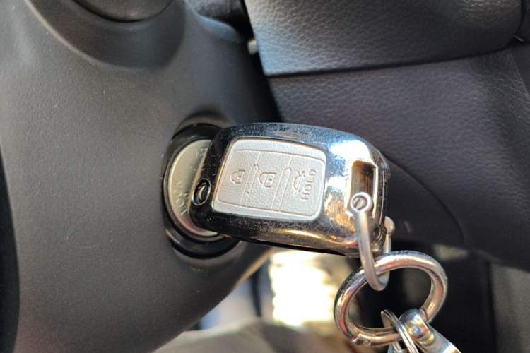Used Nissan Sylphy 2024 Facelifted Three Classic 1.6XE CVT Comfort Edition Vehicle Key