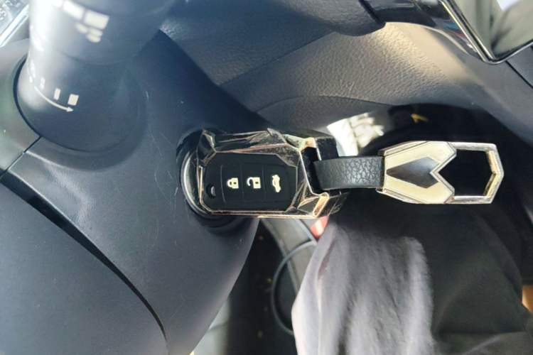 Used Nissan Sylphy 2024 Classic 1.6XE CVT Comfort Edition Vehicle Key