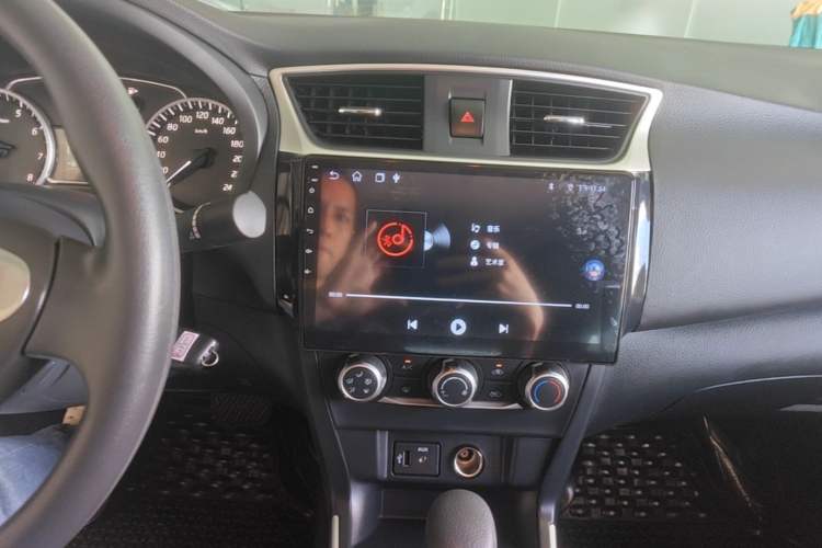 Used Nissan Sylphy 2024 Classic 1.6XE CVT Comfort Edition Audio And AC Panel