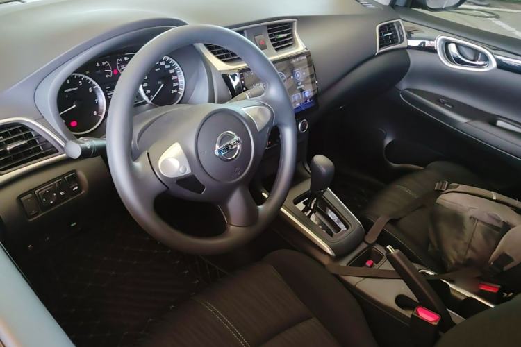 Used Nissan Sylphy 2024 Facelifted Three Classic 1.6XE CVT Comfort Edition Center Console