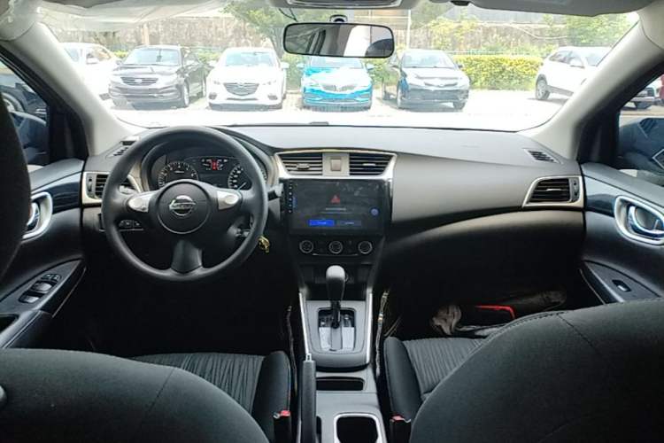 Used Nissan Sylphy 2024 Facelifted Three Classic 1.6XE CVT Comfort Edition Center Console