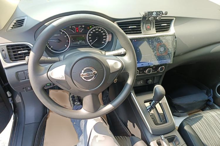 Used Nissan Sylphy 2024 Classic 1.6XE CVT Comfort Edition Center Console