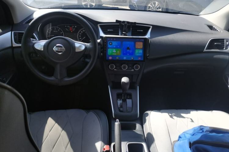 Used Nissan Sylphy 2024 Restyled Version 2 Classic 1.6XE CVT Comfort Edition Center Console