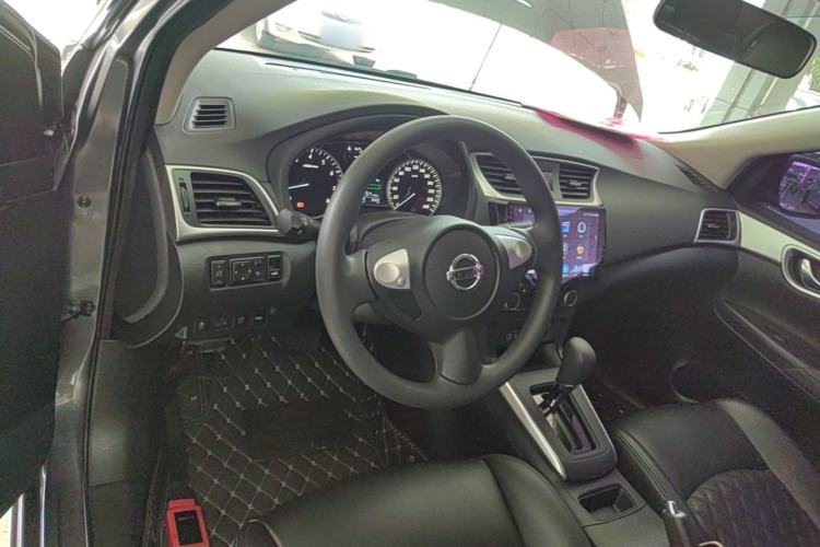Used Nissan Sylphy 2024 Classic 1.6XE CVT Comfort Edition Center Console