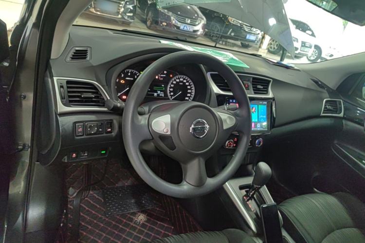 Used Nissan Sylphy 2024 Facelifted Three Classic 1.6XE CVT Comfort Edition Center Console