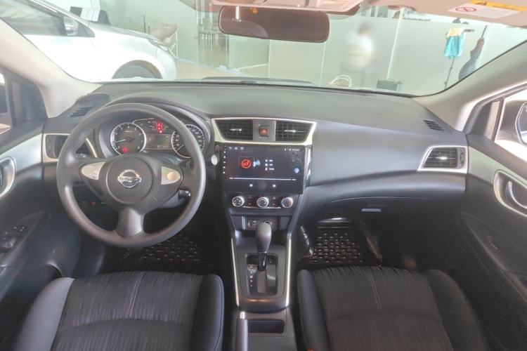 Used Nissan Sylphy 2024 Classic 1.6XE CVT Comfort Edition Center Console