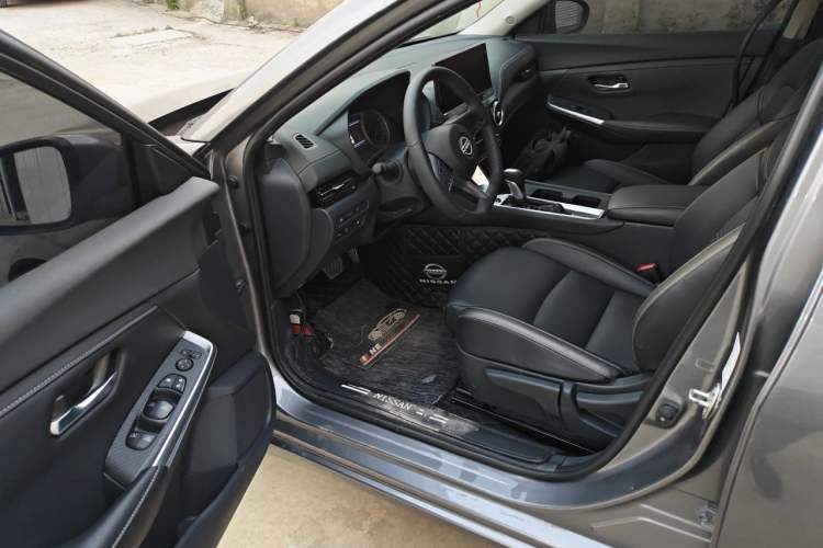 Used Nissan Sylphy 2024 Classic 1.6XV CVT Luxury Edition Driver Seat