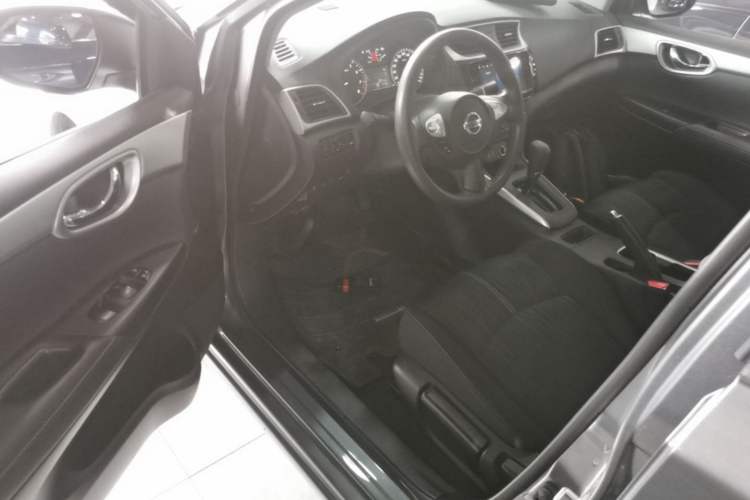 Used Nissan Sylphy 2024 Classic 1.6XE+ CVT Large-Screen Version Driver Seat