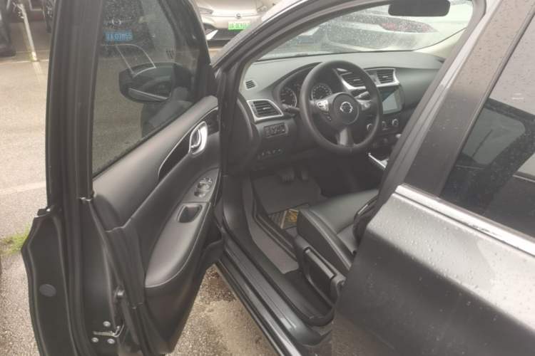 Used Nissan Sylphy 2024 Classic 1.6XL CVT Luxury Edition Driver Seat