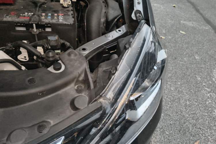 Used Nissan Sylphy 2024 Classic 1.6XE CVT Comfort Edition Engine Bay Left