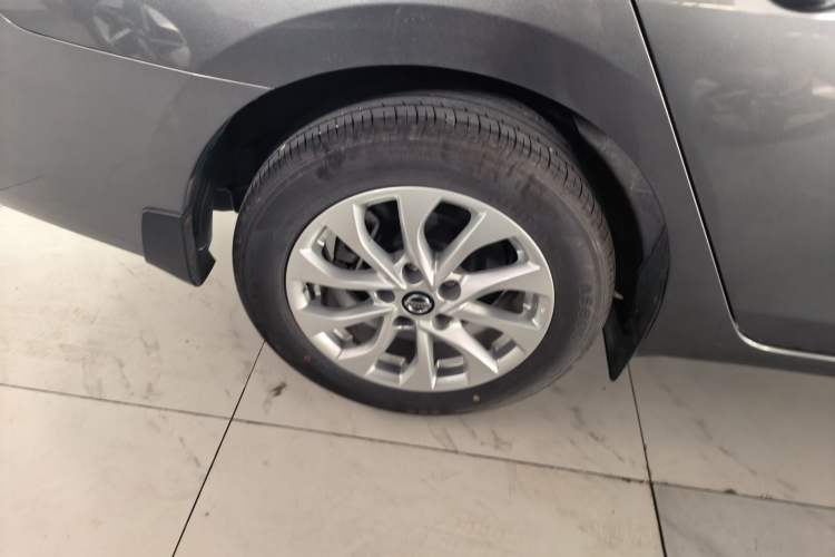 Used Nissan Sylphy 2024 Classic 1.6XL CVT Luxury Edition Exterior 2