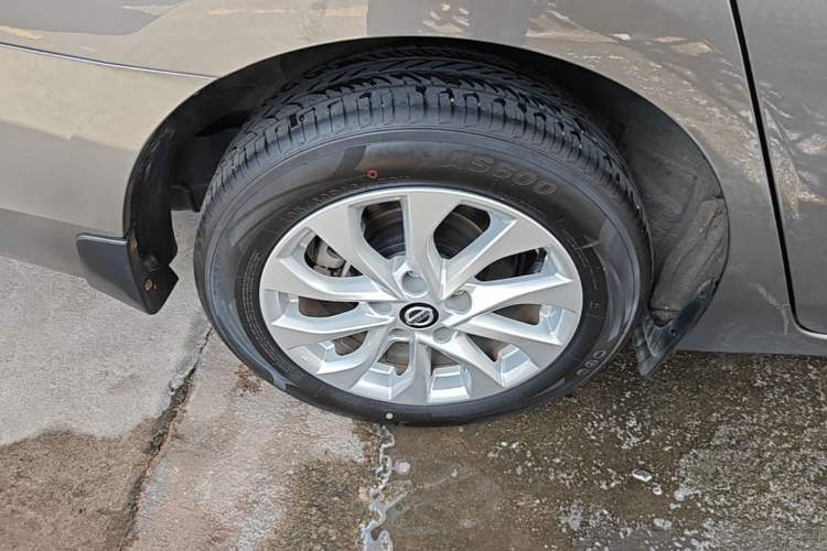 Used Nissan Sylphy 2024 Restyled Version 2 Classic 1.6XE CVT Comfort Edition Exterior 3