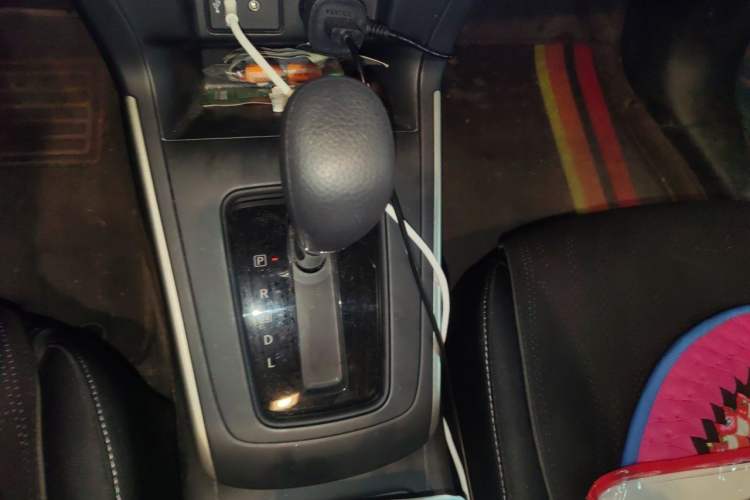 Used Nissan Sylphy 2024 Classic 1.6XE CVT Comfort Edition Gear Lever