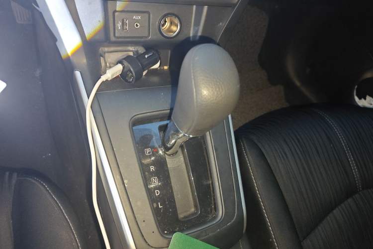 Used Nissan Sylphy 2024 Classic 1.6XE CVT Comfort Edition Gear Lever