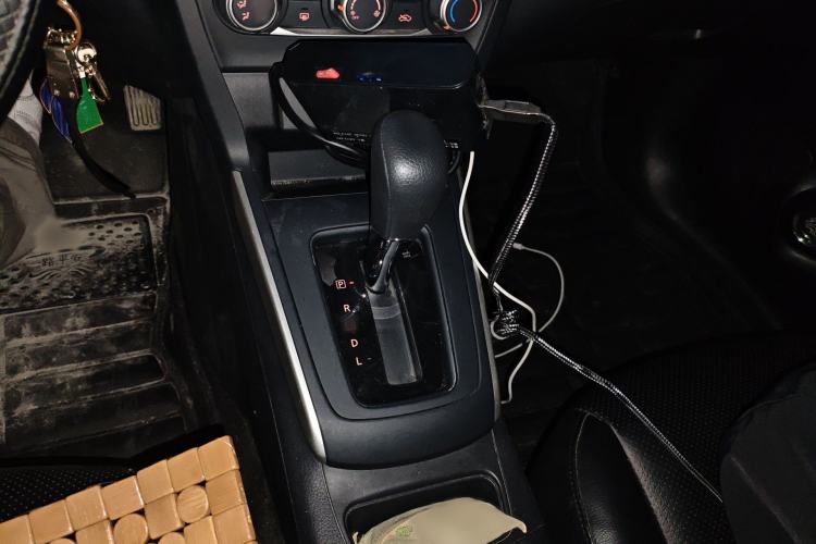 Used Nissan Sylphy 2024 Restyled Version 2 Classic 1.6XE CVT Comfort Edition Gear Lever