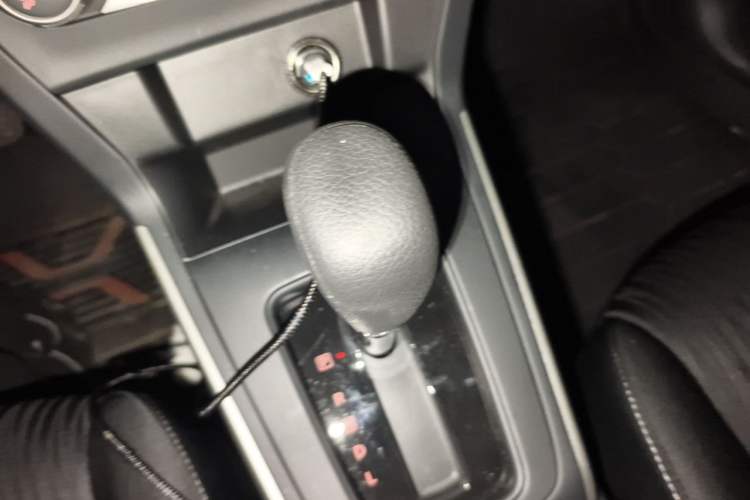 Used Nissan Sylphy 2024 Revised Version Classic 1.6XE CVT Comfort Edition Gear Lever