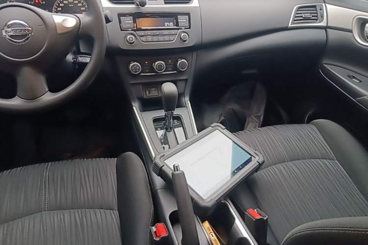 Used Nissan Sylphy 2024 Classic 1.6XE CVT Comfort Edition Gear Lever