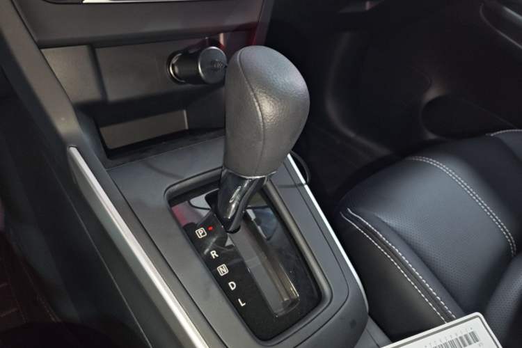 Used Nissan Sylphy 2024 Facelifted Three Classic 1.6XE CVT Comfort Edition Gear Lever