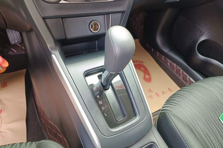 Used Nissan Sylphy 2024 Restyled Version 2 Classic 1.6XE CVT Comfort Edition Gear Lever