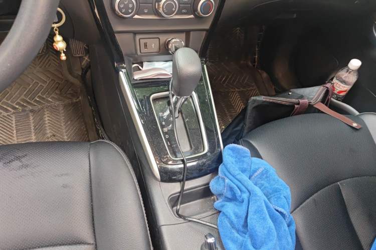 Used Nissan Sylphy 2024 Classic 1.6XL CVT Luxury Edition Gear Lever