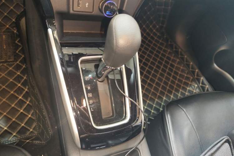 Used Nissan Sylphy 2024 Classic 1.6XL CVT Luxury Edition Gear Lever