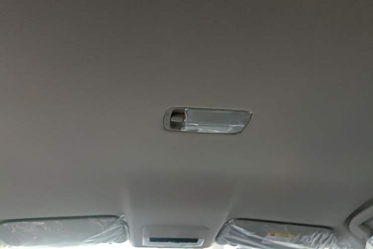 Used Nissan Sylphy 2024 Facelifted Three Classic 1.6XE CVT Comfort Edition Headliner