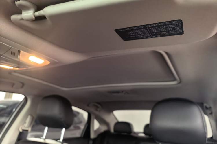 Used Nissan Sylphy 2024 Classic 1.6XL CVT Luxury Edition Headliner