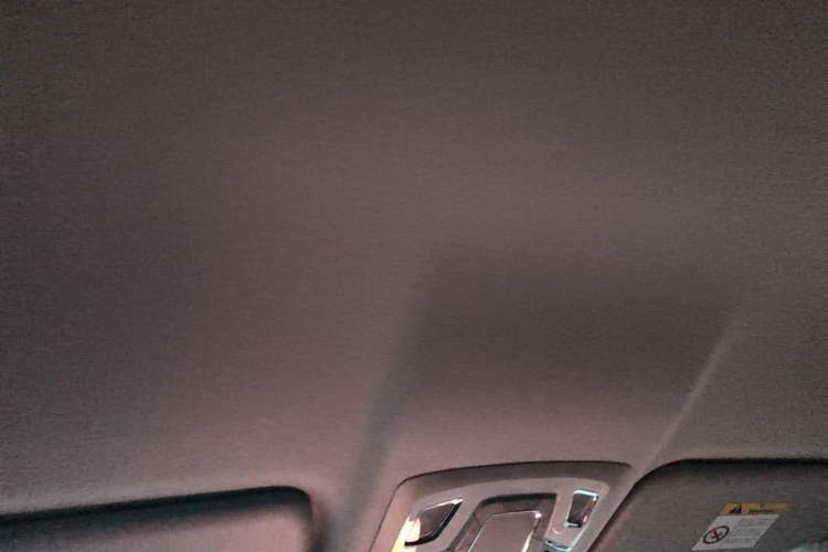 Used Nissan Sylphy 2024 Classic 1.6XE CVT Comfort Edition Headliner